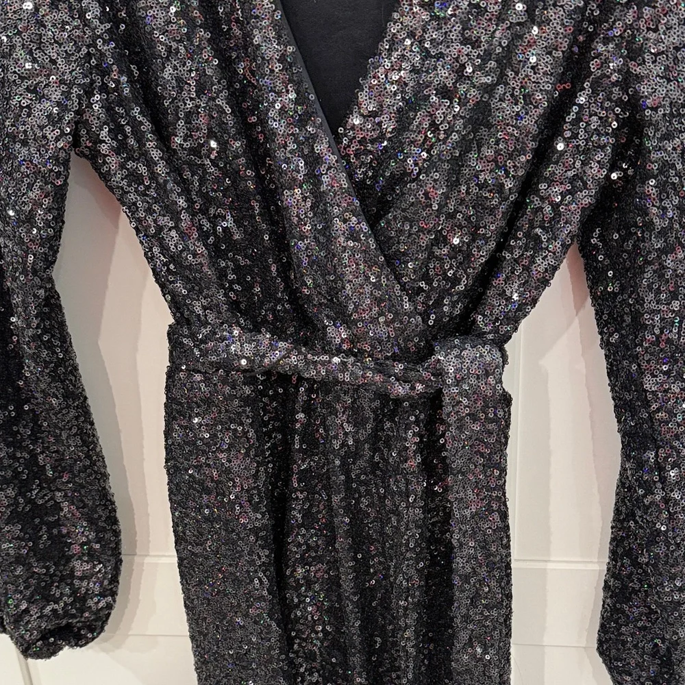 LOFT Black Sequin Long Sleeve Cocktail Dress - Picture 6 of 8